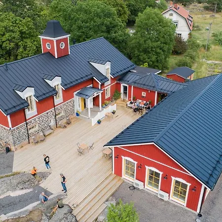 Nestor & Restaurant Back Pocket Korpo