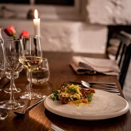 מלון Nestor & Restaurant Back Pocket 4*